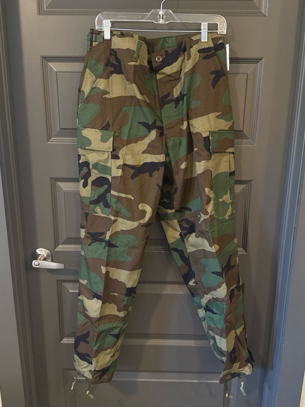 US Military Woodland Camo Combat Trousers Cargo Pants Medium Regular NWT